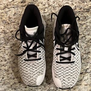 Nike KD Trey 5 IX Basketball Shoes Black White Gray Men’s Size 8 Excellent Cond